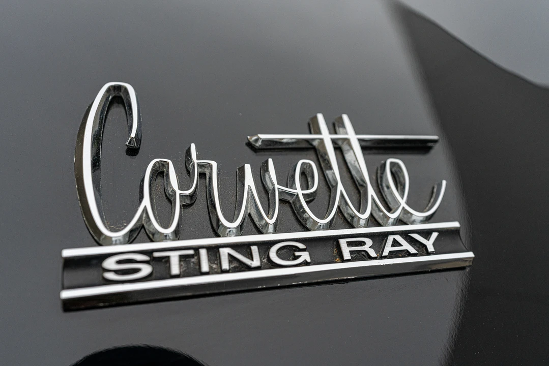 1966 Chevrolet Corvette C2 - Image 18 of 31