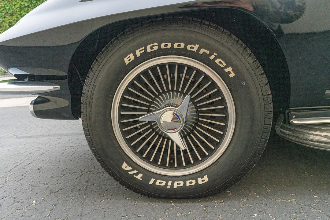 1966 Chevrolet Corvette C2 - Image 21 of 31