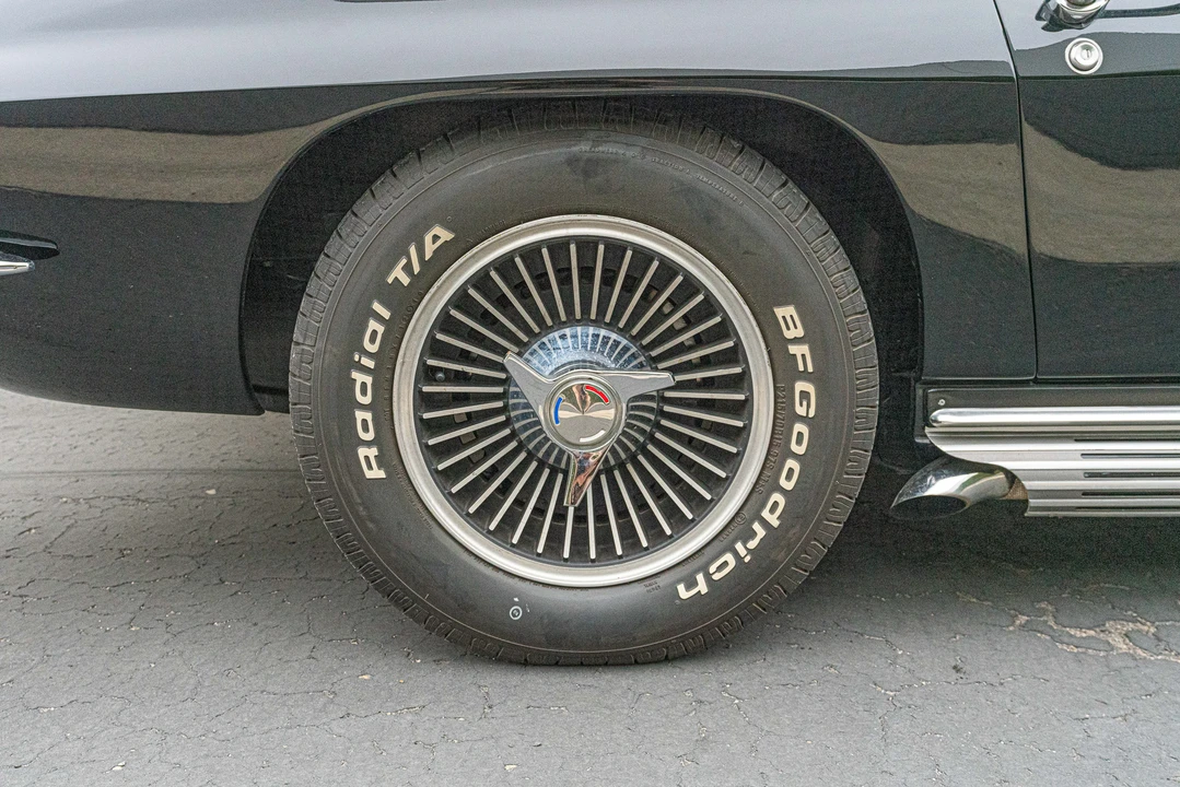 1966 Chevrolet Corvette C2 - Image 19 of 31