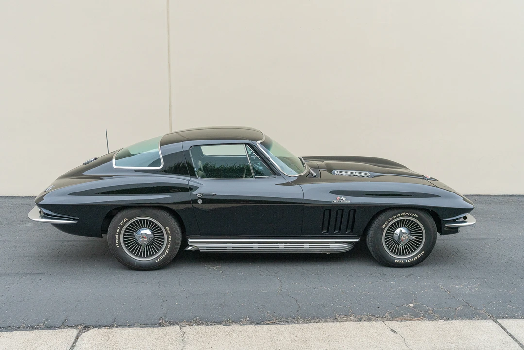 1966 Chevrolet Corvette C2 - Image 11 of 31