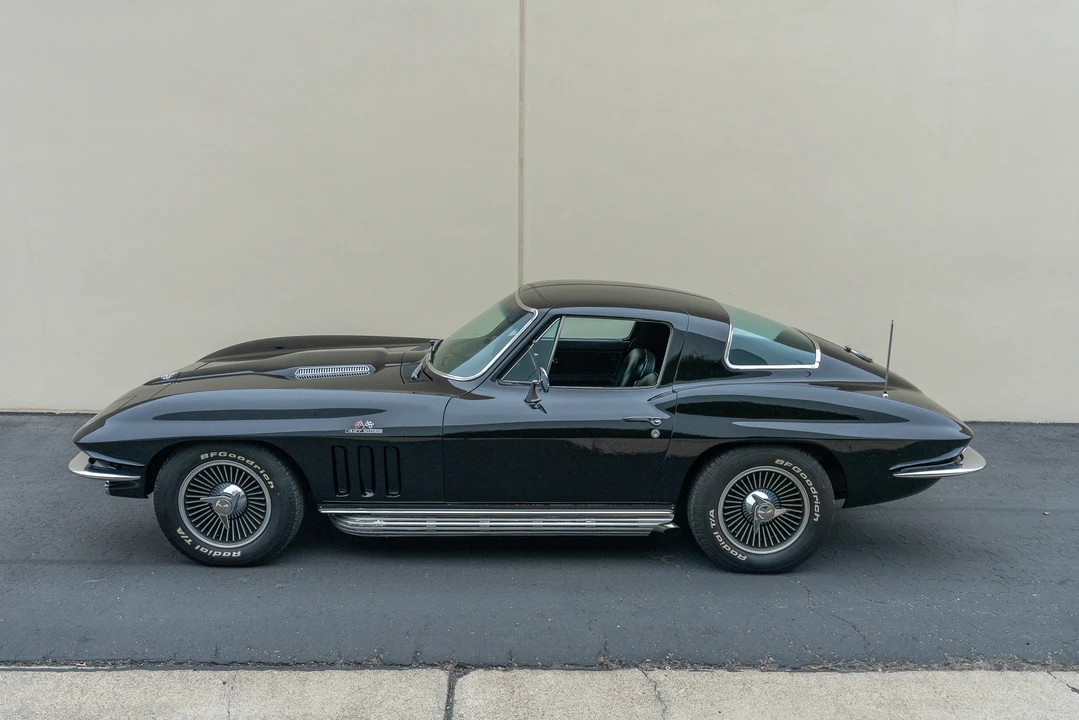 1966 Chevrolet Corvette C2 - Image 4 of 31