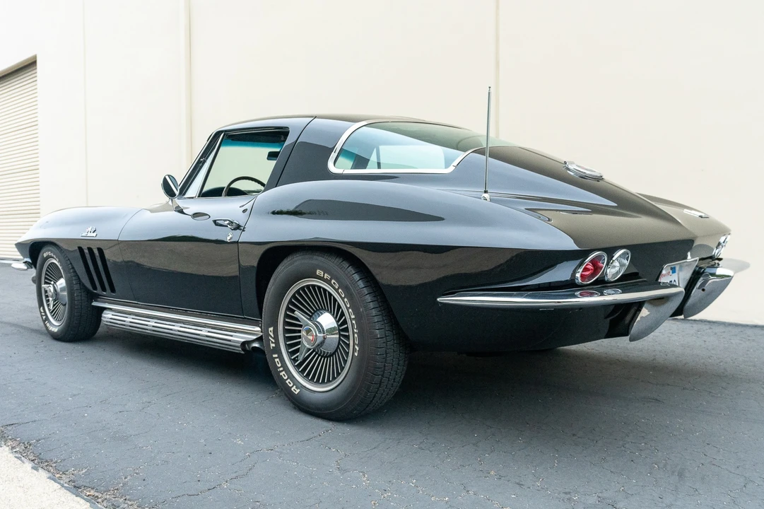 1966 Chevrolet Corvette C2 - Image 6 of 31
