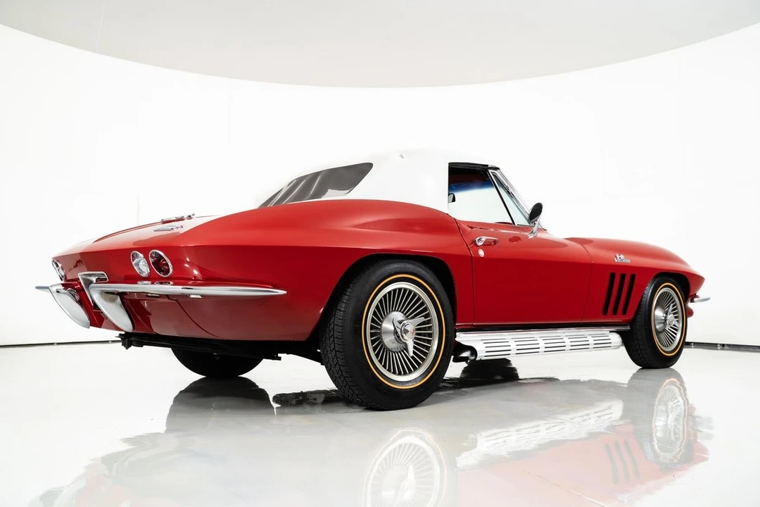1966 Chevrolet Corvette C2 427 - Image 13 of 31