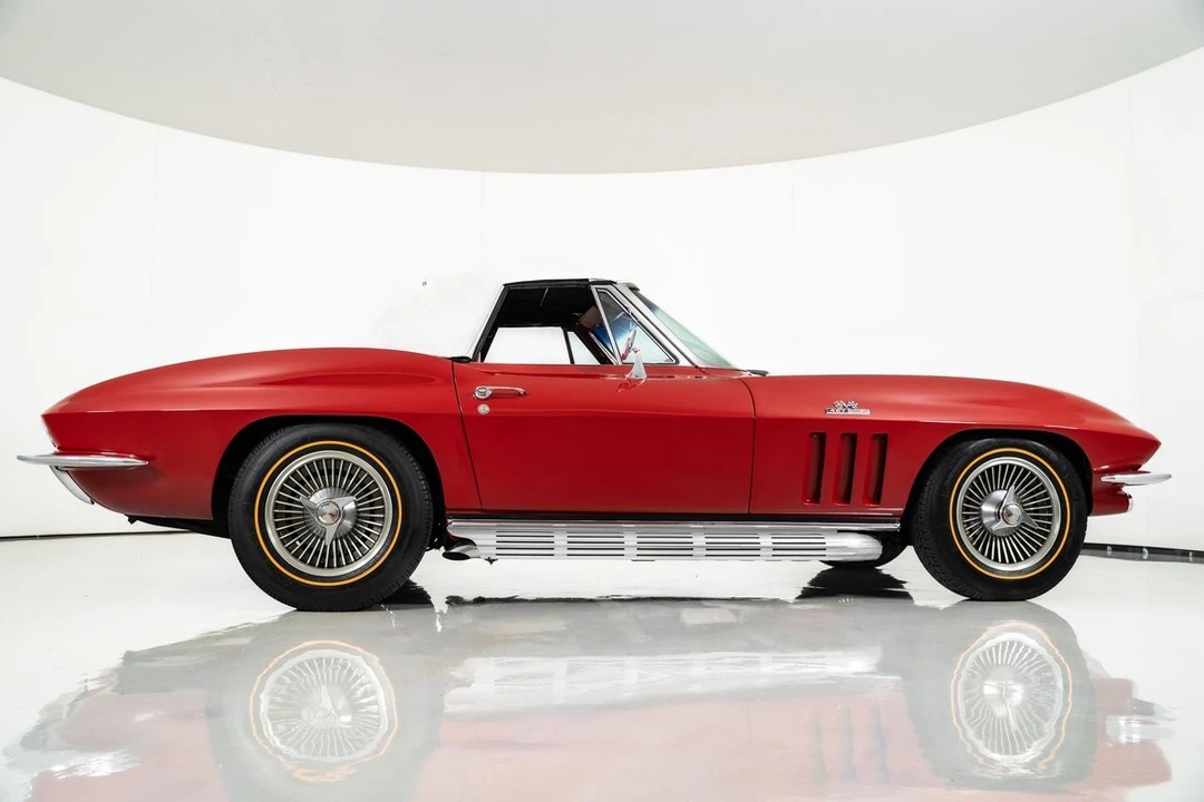1966 Chevrolet Corvette C2 427 - Image 15 of 31