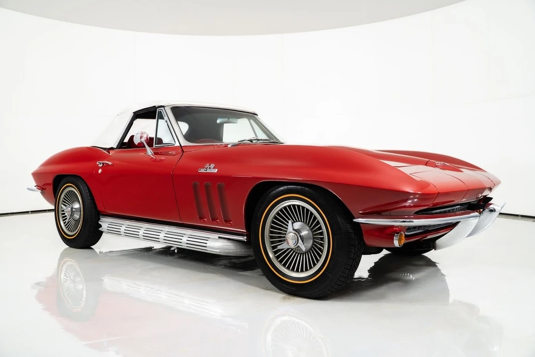 1966 Chevrolet Corvette C2 - Image 17 of 31