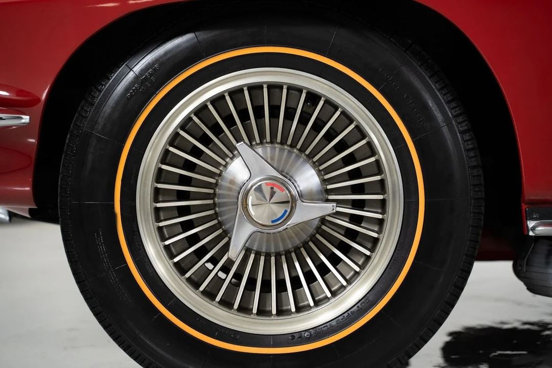 1966 Chevrolet Corvette C2 - Image 7 of 31