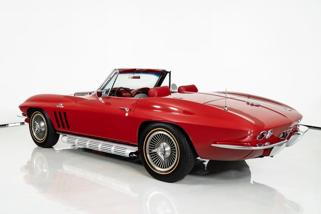1966 Chevrolet Corvette C2 - Image 10 of 21