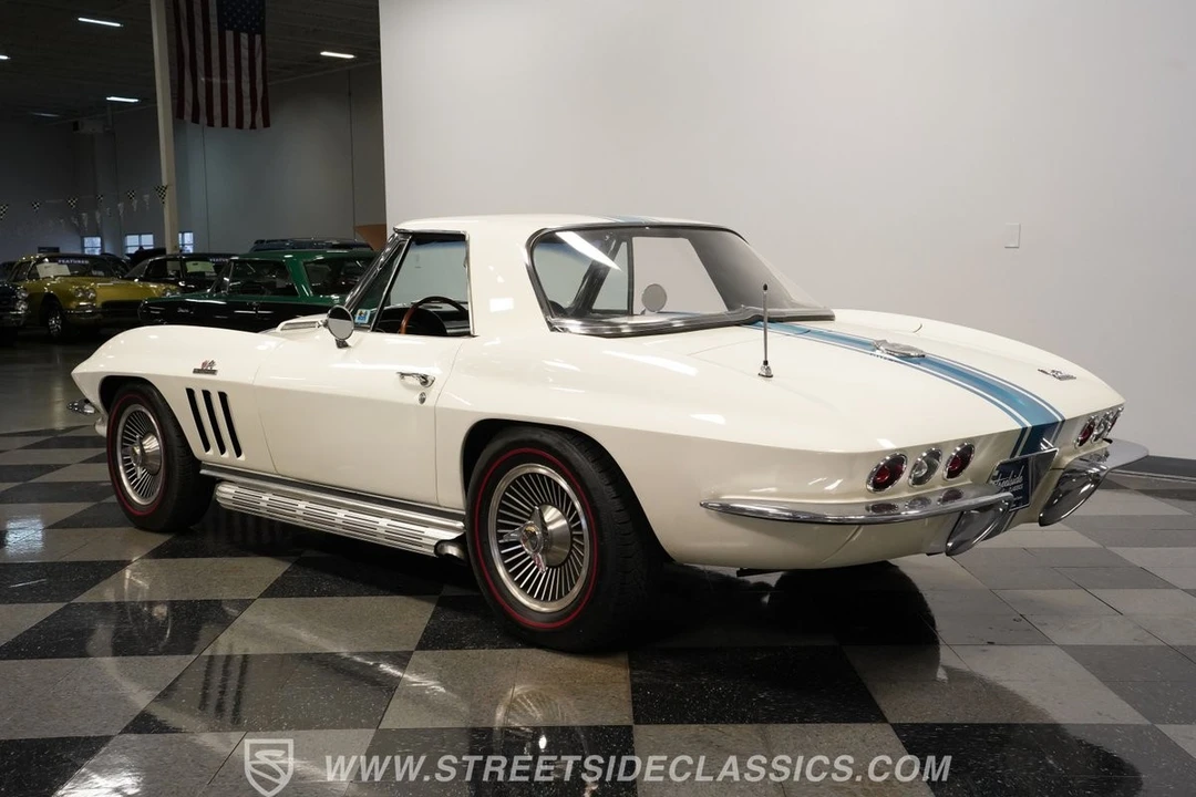 1966 Chevrolet Corvette C2 - Image 10 of 12
