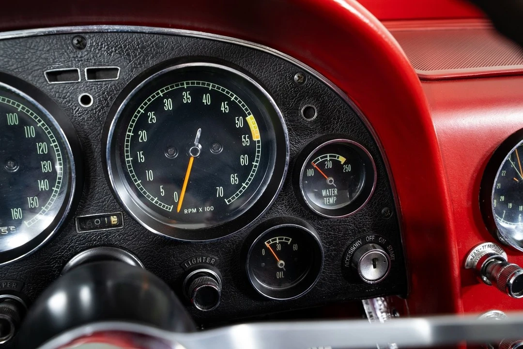 1966 Chevrolet Corvette C2 - Image 30 of 31