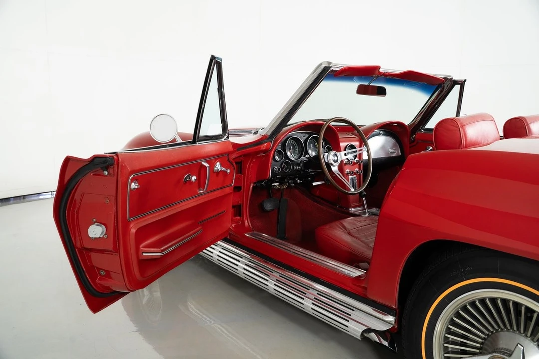 1966 Chevrolet Corvette C2 - Image 22 of 31