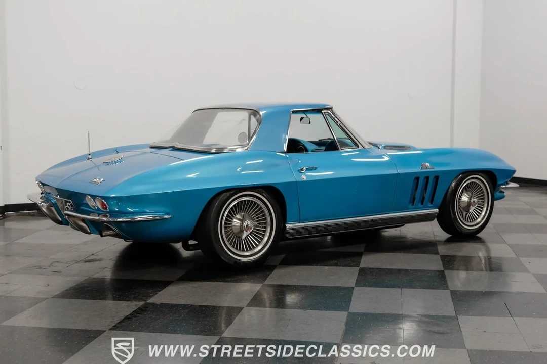 1966 Chevrolet Corvette C2 - Image 18 of 21