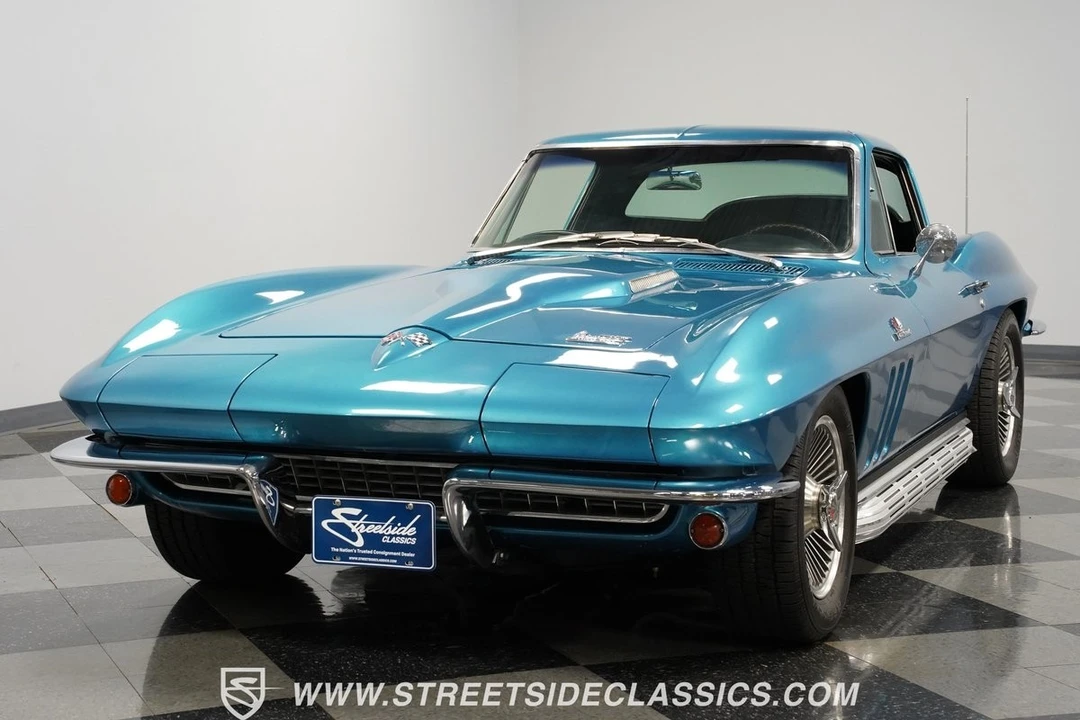 1966 Chevrolet Corvette C2 - Image 19 of 21