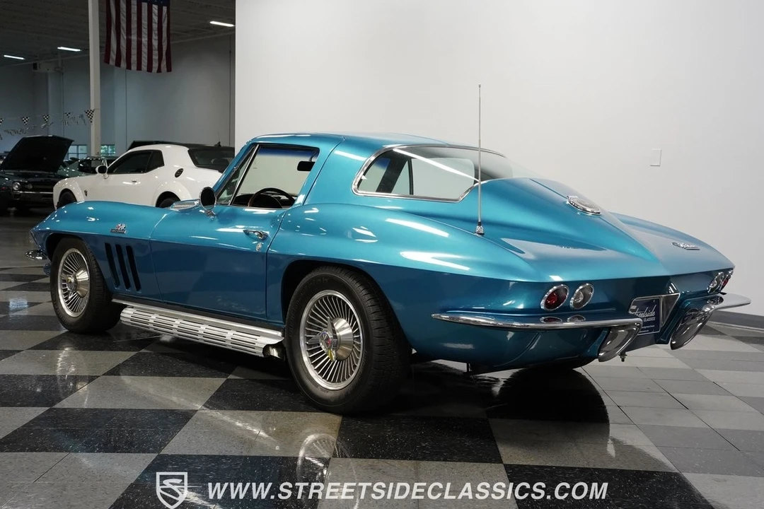 1966 Chevrolet Corvette C2 - Image 10 of 12