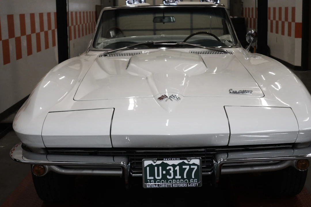 1966 Chevrolet Corvette C2 - Image 10 of 31