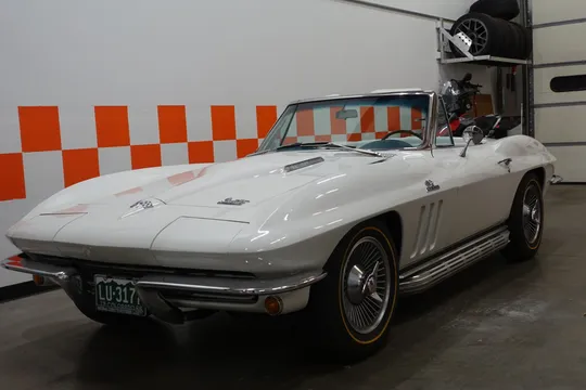 1966 Chevrolet Corvette C2 - Image 4 of 31