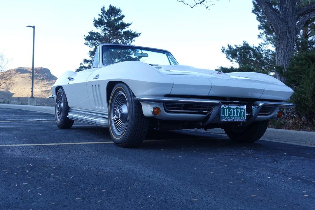 1966 Chevrolet Corvette C2 - Image 12 of 31