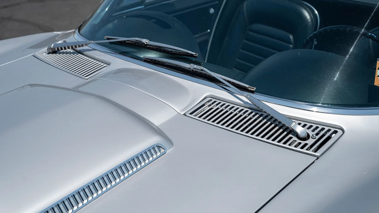 1966 Chevrolet Corvette C2 427 - Image 24 of 31