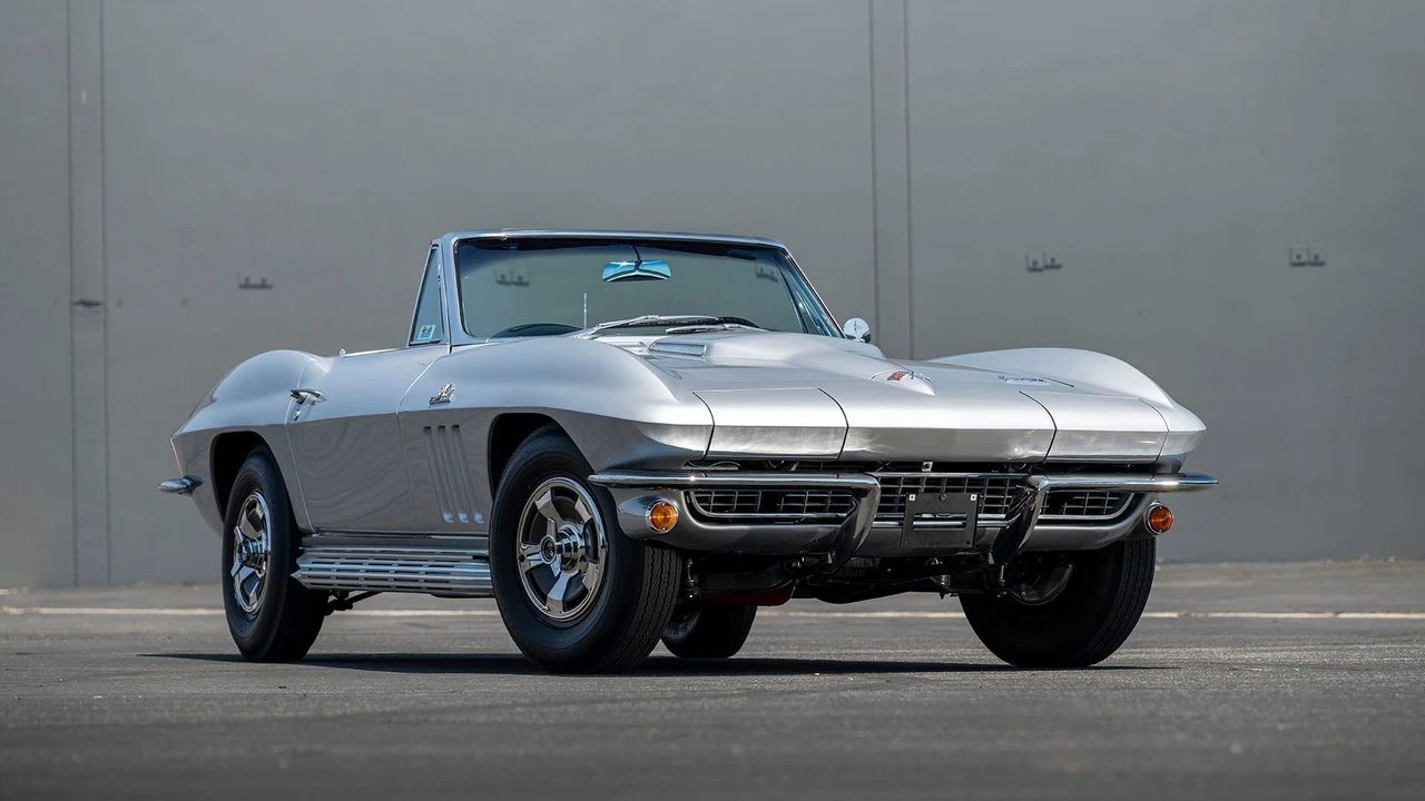 1966 Chevrolet Corvette C2 427 - Image 6 of 31