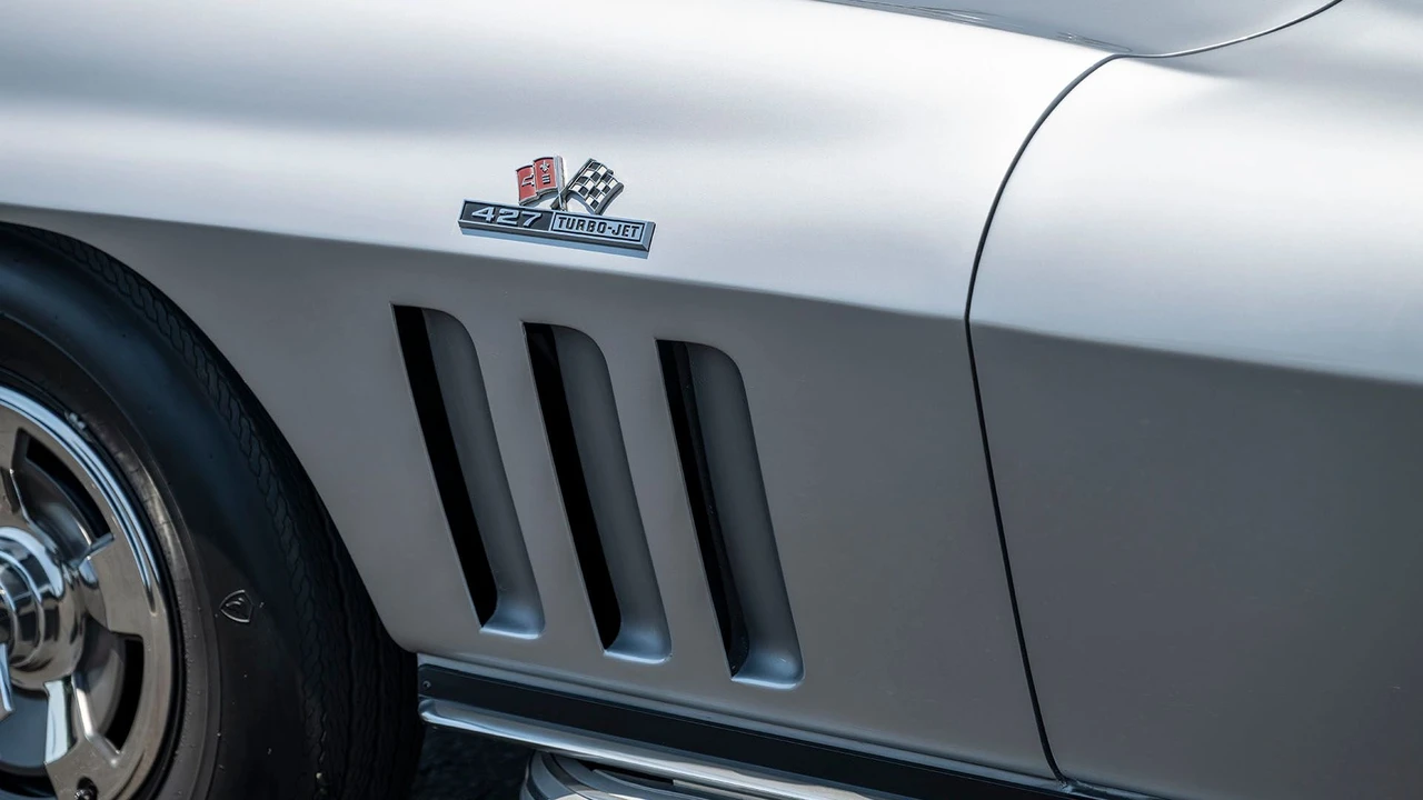 1966 Chevrolet Corvette C2 427 - Image 21 of 31
