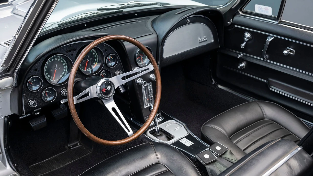 1966 Chevrolet Corvette C2 427 - Image 10 of 31