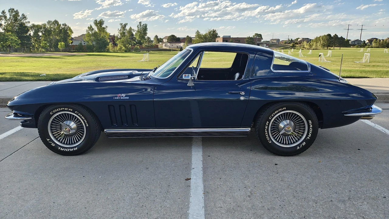 1966 Chevrolet Corvette C2 427 - Image 8 of 31