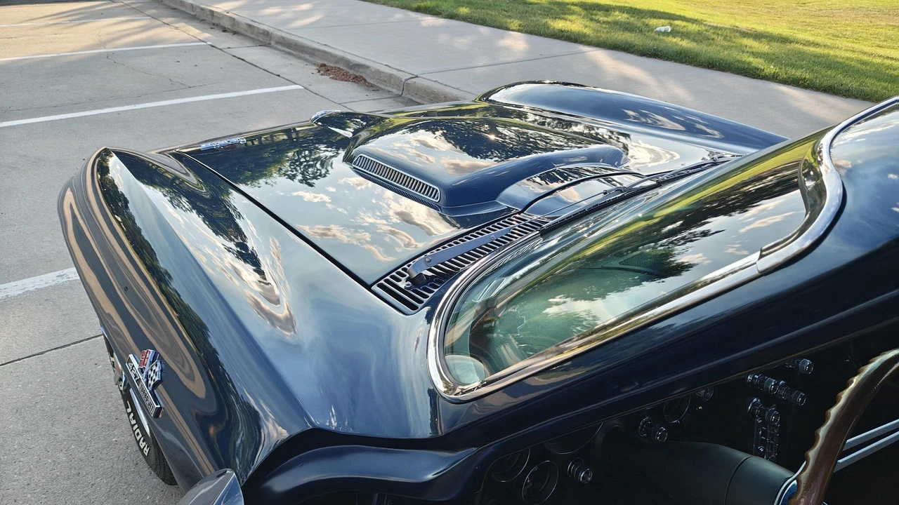 1966 Chevrolet Corvette C2 427 - Image 15 of 31
