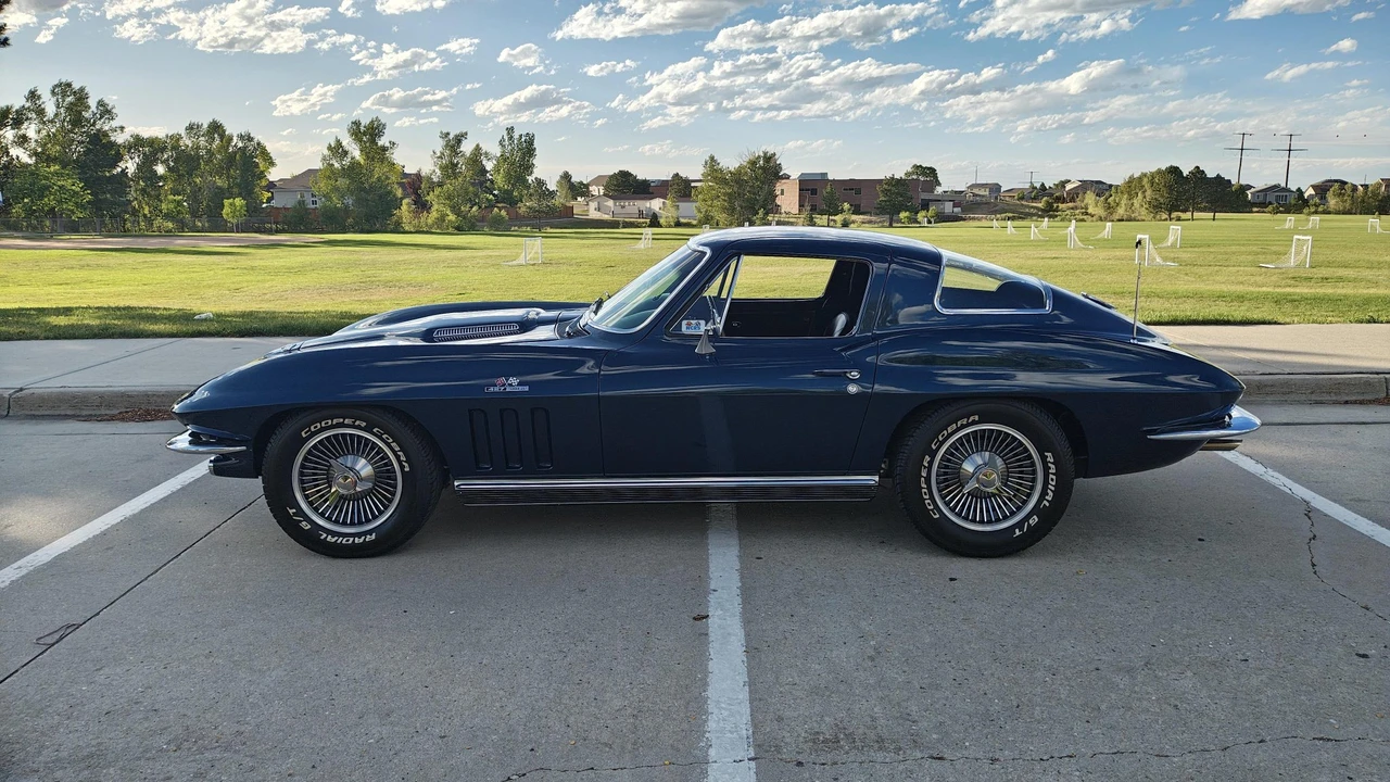 1966 Chevrolet Corvette C2 427 - Image 7 of 31