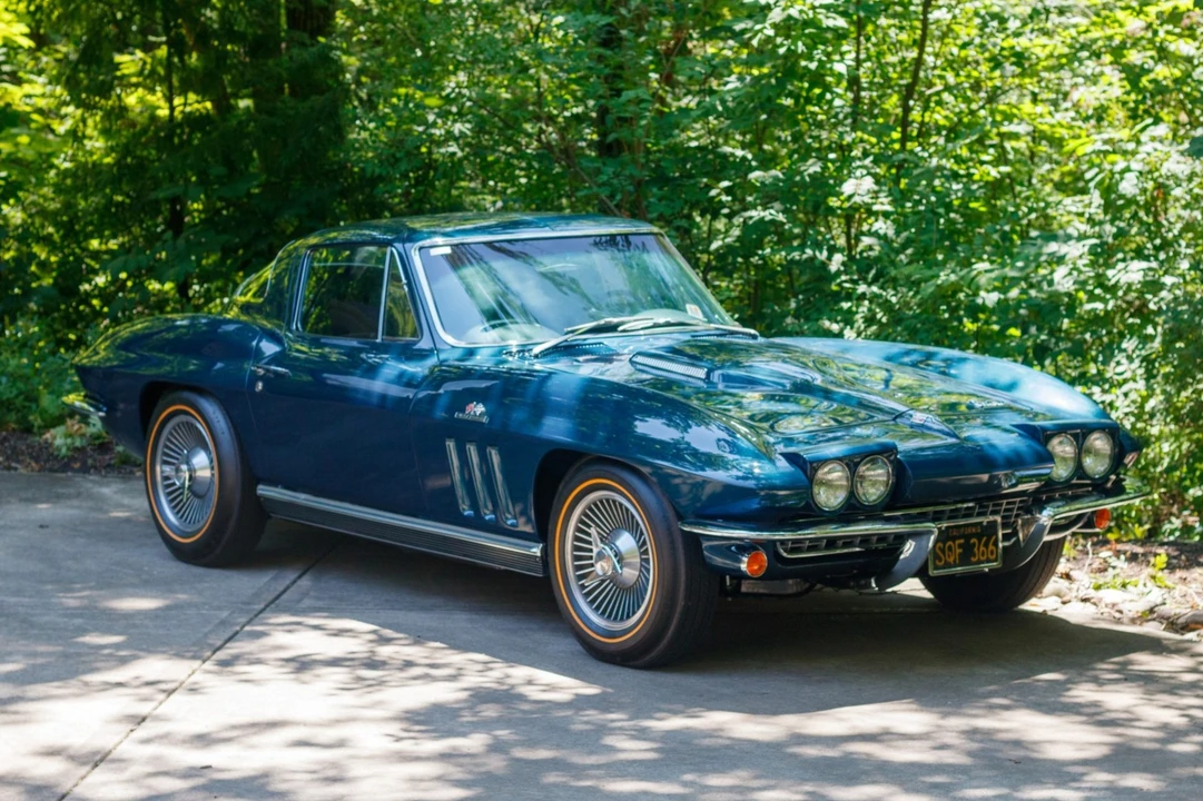 1966 Chevrolet Corvette C2 - Image 1 of 31