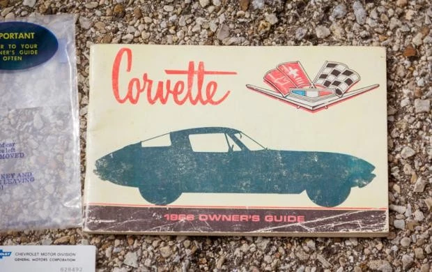 1966 Chevrolet Corvette C2 - Image 11 of 14