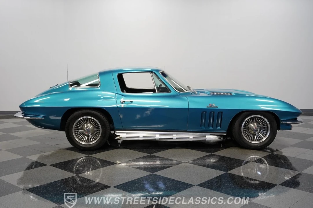 1966 Chevrolet Corvette C2 - Image 13 of 21