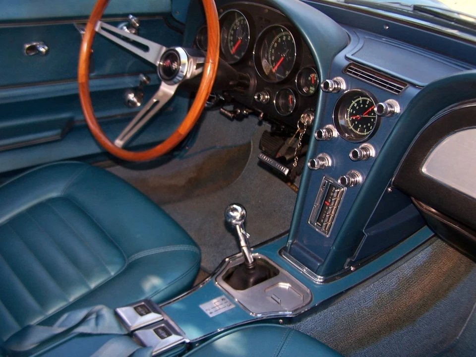 1966 Chevrolet Corvette C2 - Image 5 of 8