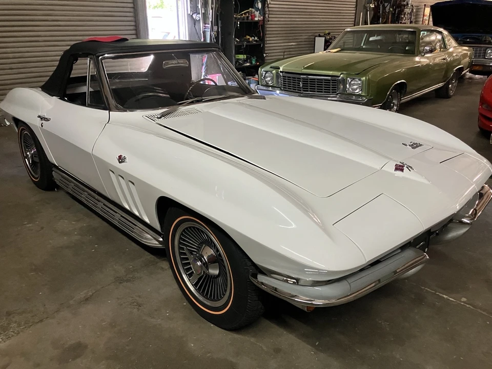 1966 Chevrolet Corvette - Image 5 of 18