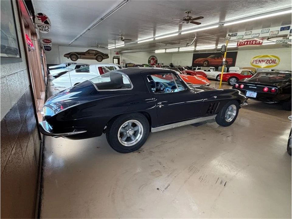 1966 Chevrolet Corvette C2 - Image 4 of 23