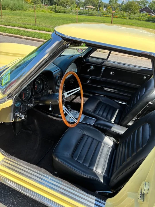 1966 Chevrolet Corvette C2 - Image 10 of 20
