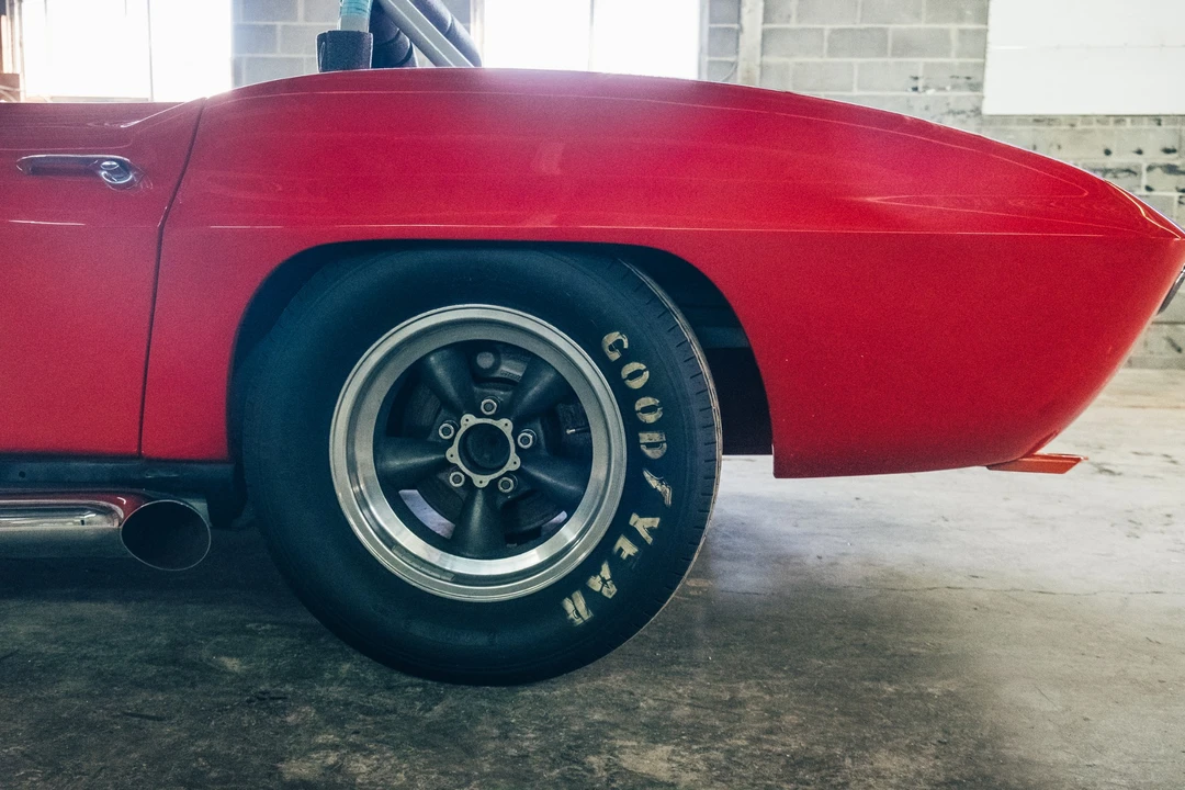 1966 Chevrolet Corvette C2 - Image 22 of 31