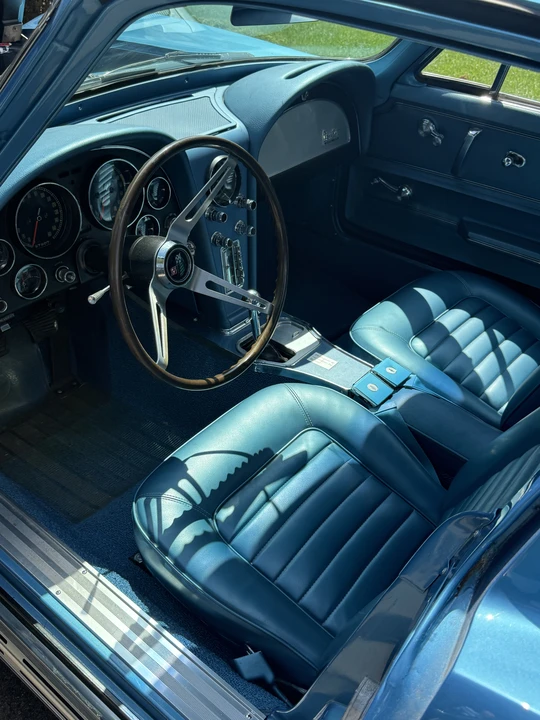 1966 Chevrolet Corvette C2 - Image 10 of 31