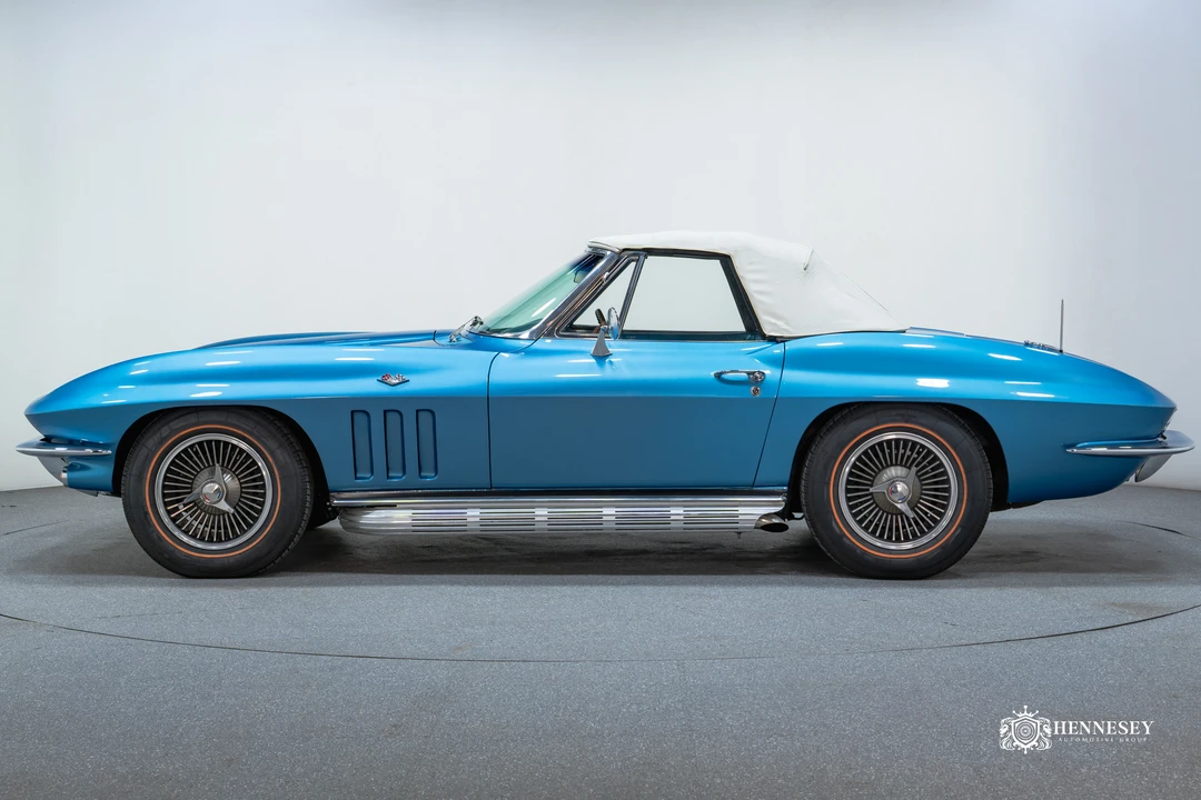 1966 Chevrolet Corvette C2 - Image 2 of 31