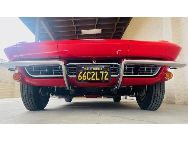 1966 Chevrolet Corvette C2 - Image 12 of 21