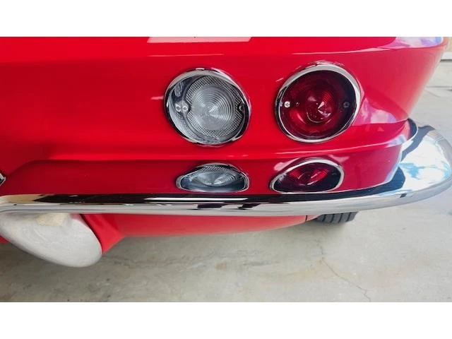 1966 Chevrolet Corvette C2 - Image 18 of 21