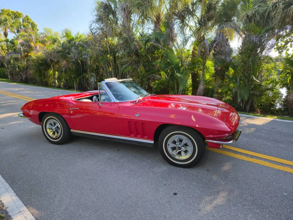 1966 Chevrolet Corvette C2 - Image 2 of 8