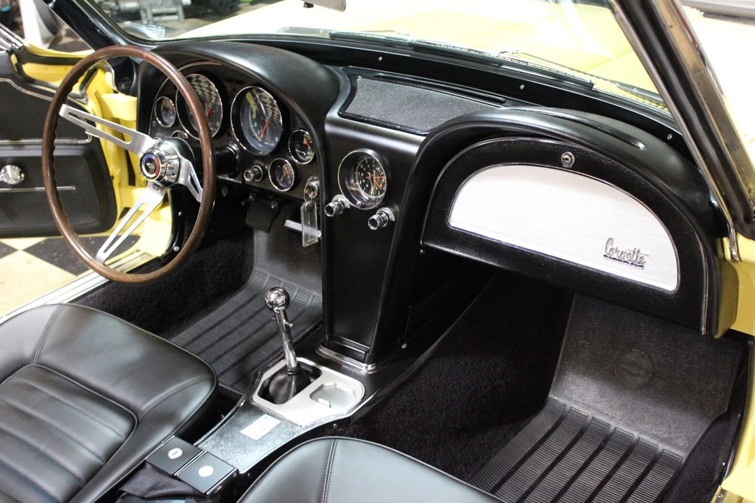 1966 Chevrolet Corvette C2 - Image 22 of 30
