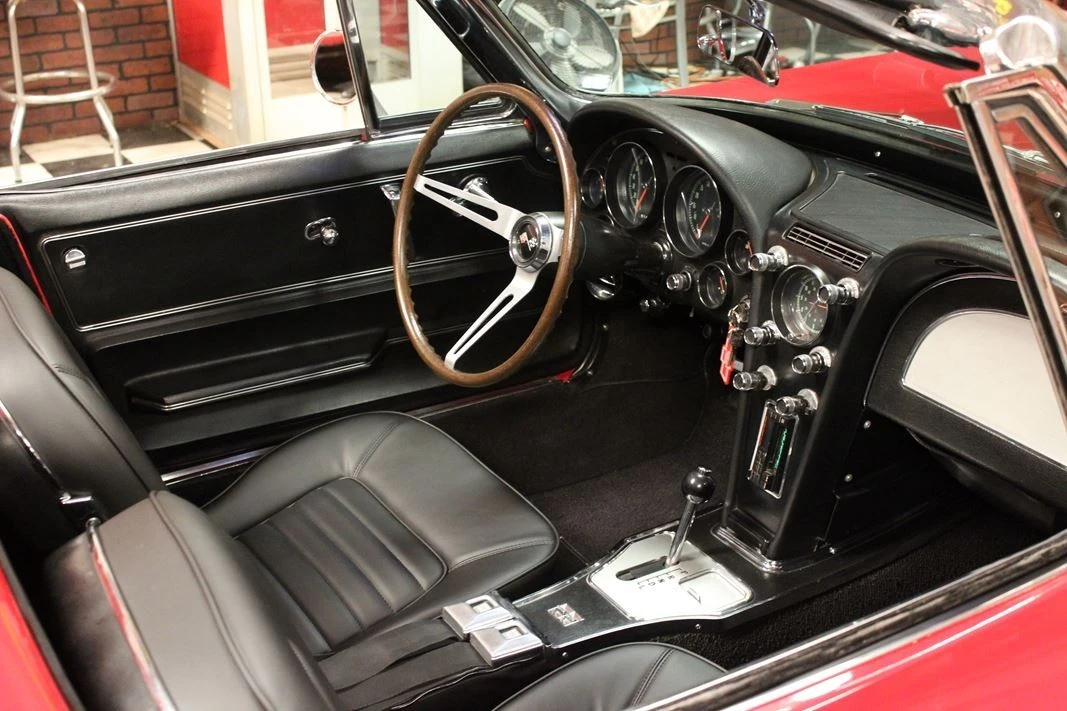 1966 Chevrolet Corvette C2 - Image 13 of 23
