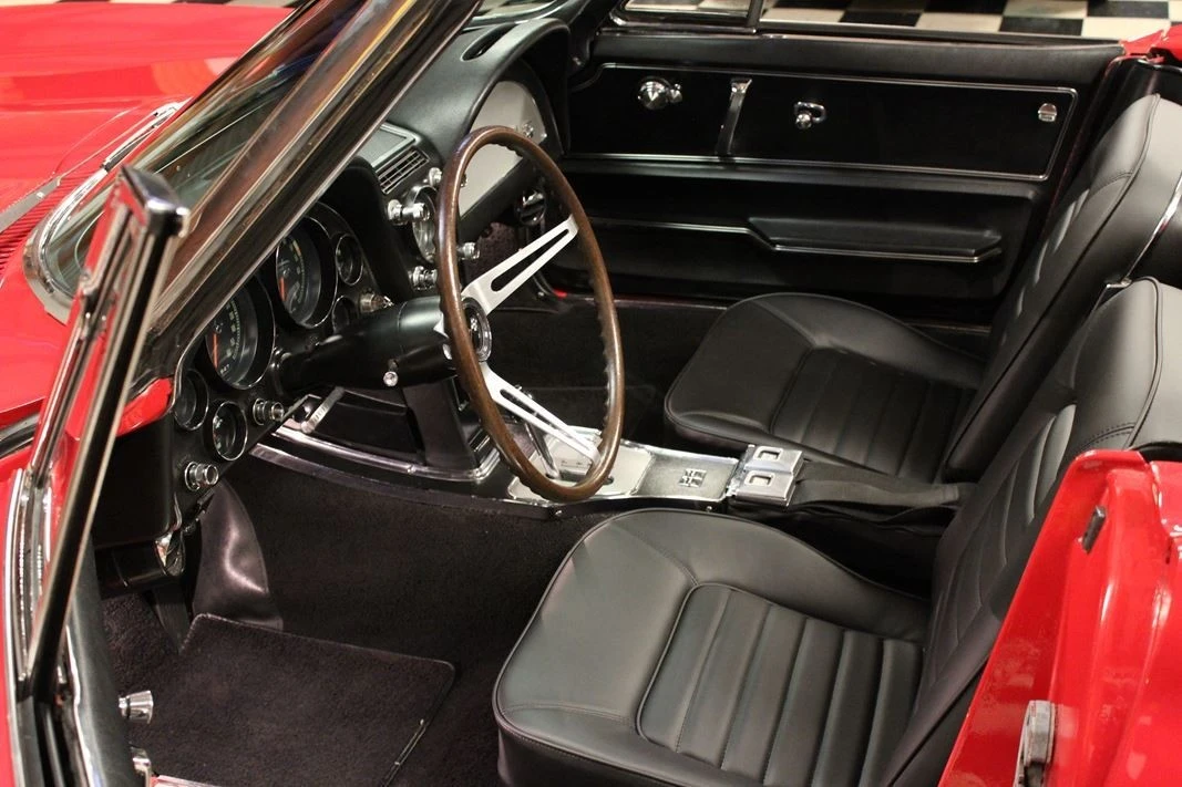 1966 Chevrolet Corvette C2 - Image 11 of 23