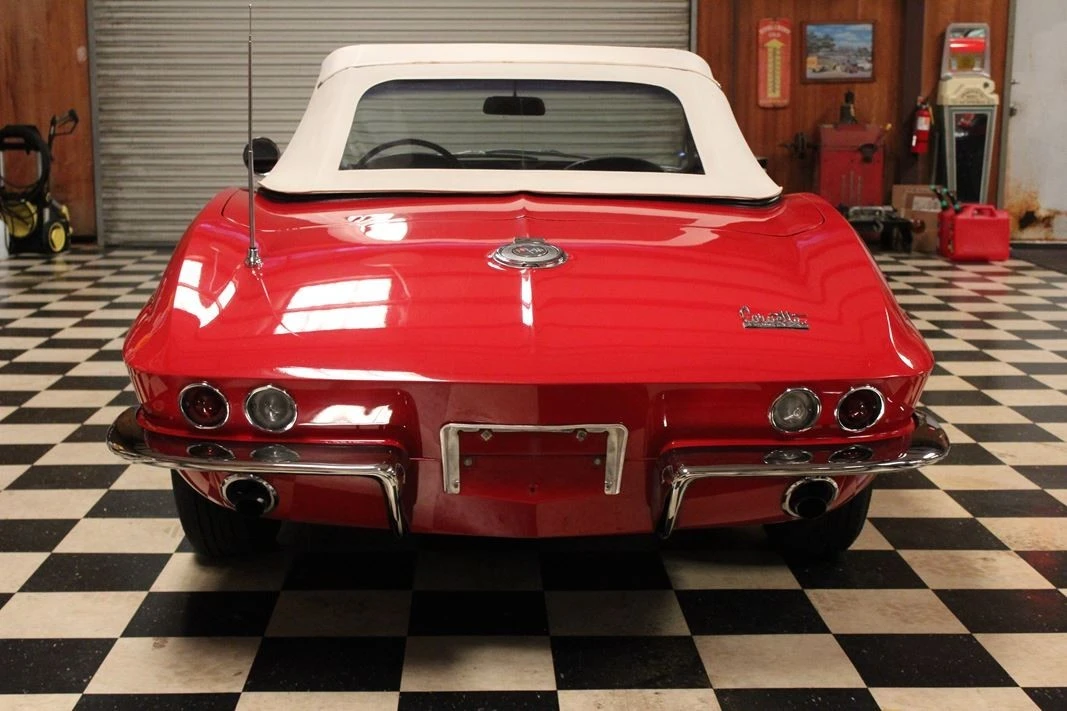 1966 Chevrolet Corvette C2 - Image 10 of 23