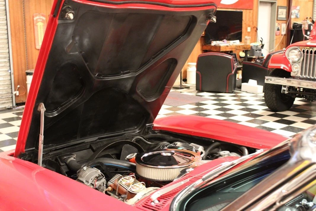 1966 Chevrolet Corvette C2 - Image 20 of 23