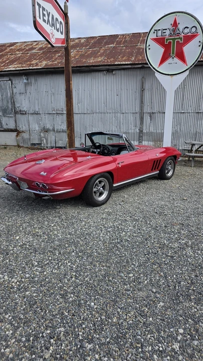 1966 Chevrolet Corvette C2 - Image 17 of 31