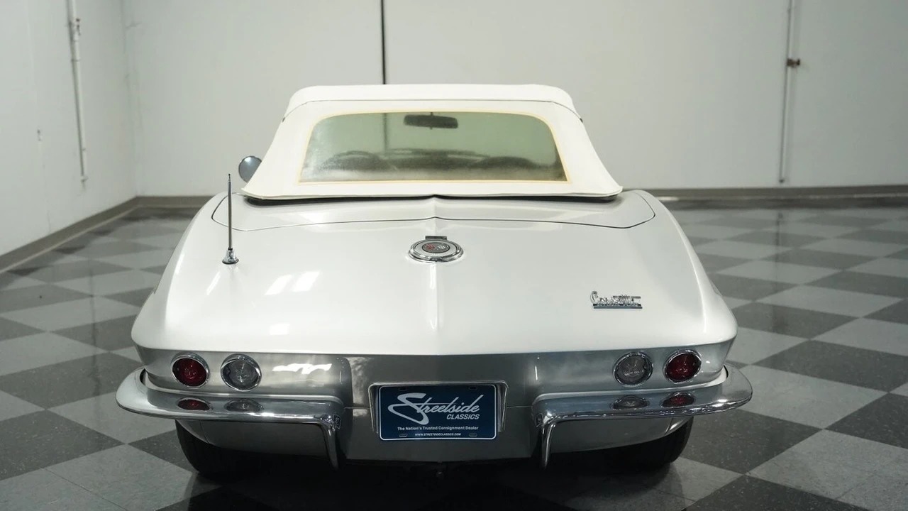 1966 Chevrolet Corvette C2 - Image 10 of 12