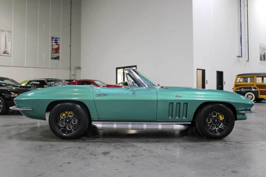 1966 Chevrolet Corvette C2 - Image 7 of 12