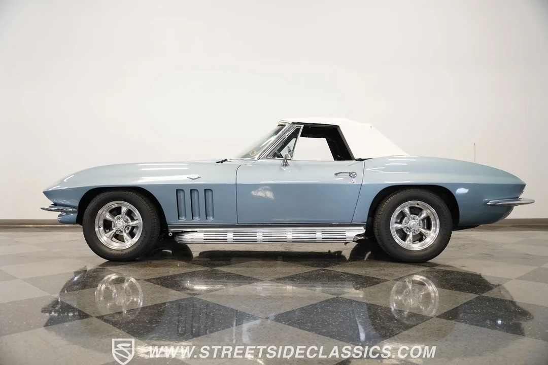 1966 Chevrolet Corvette C2 - Image 11 of 21