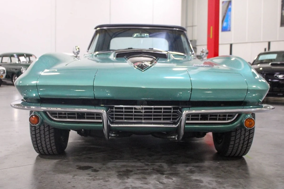 1966 Chevrolet Corvette C2 - Image 9 of 12